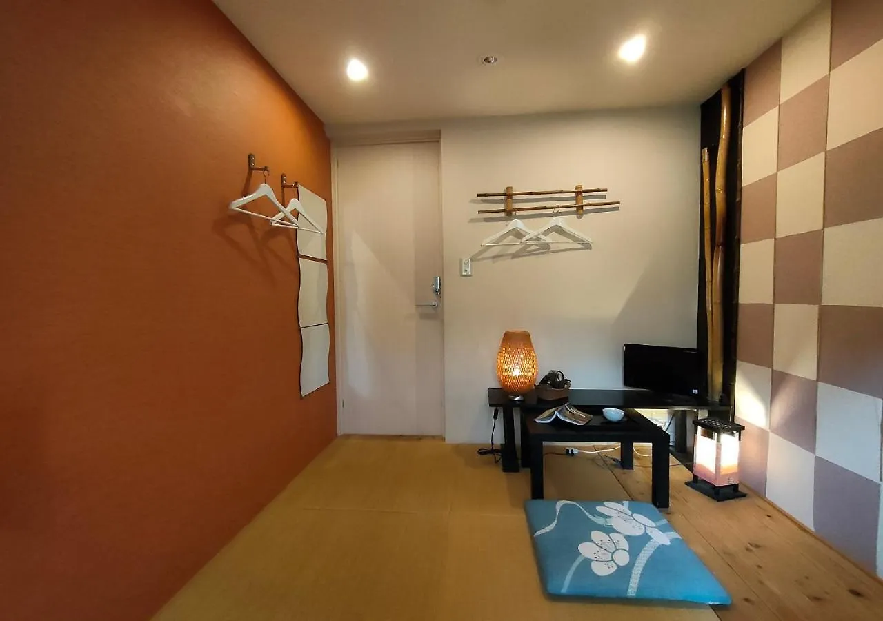Kyoto Shirakawa Kiraku Inn 2*,